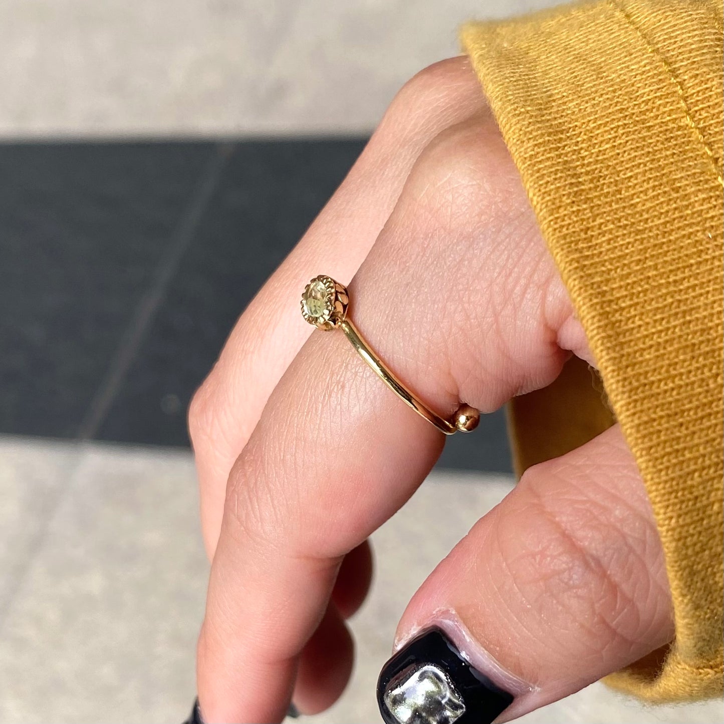 Brass petit ring〈yellow〉
