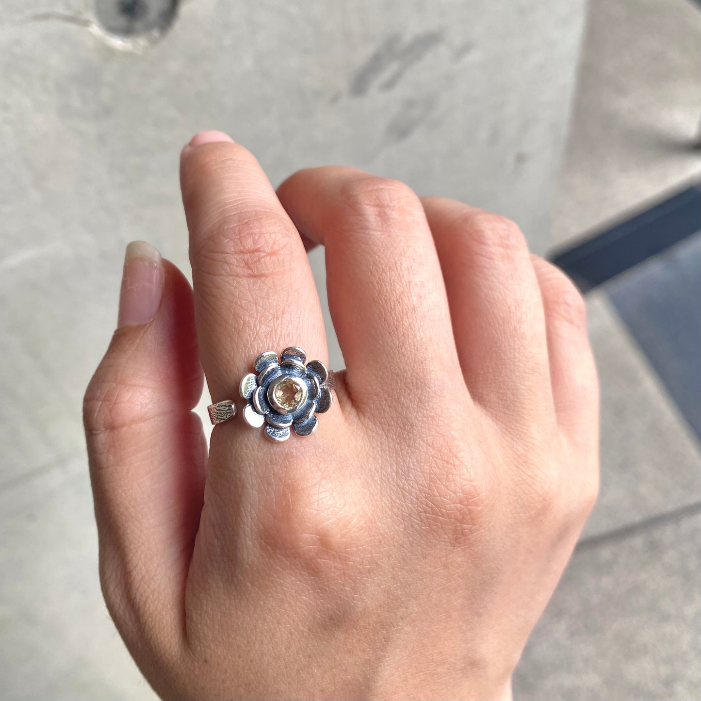 Flower design ring 3