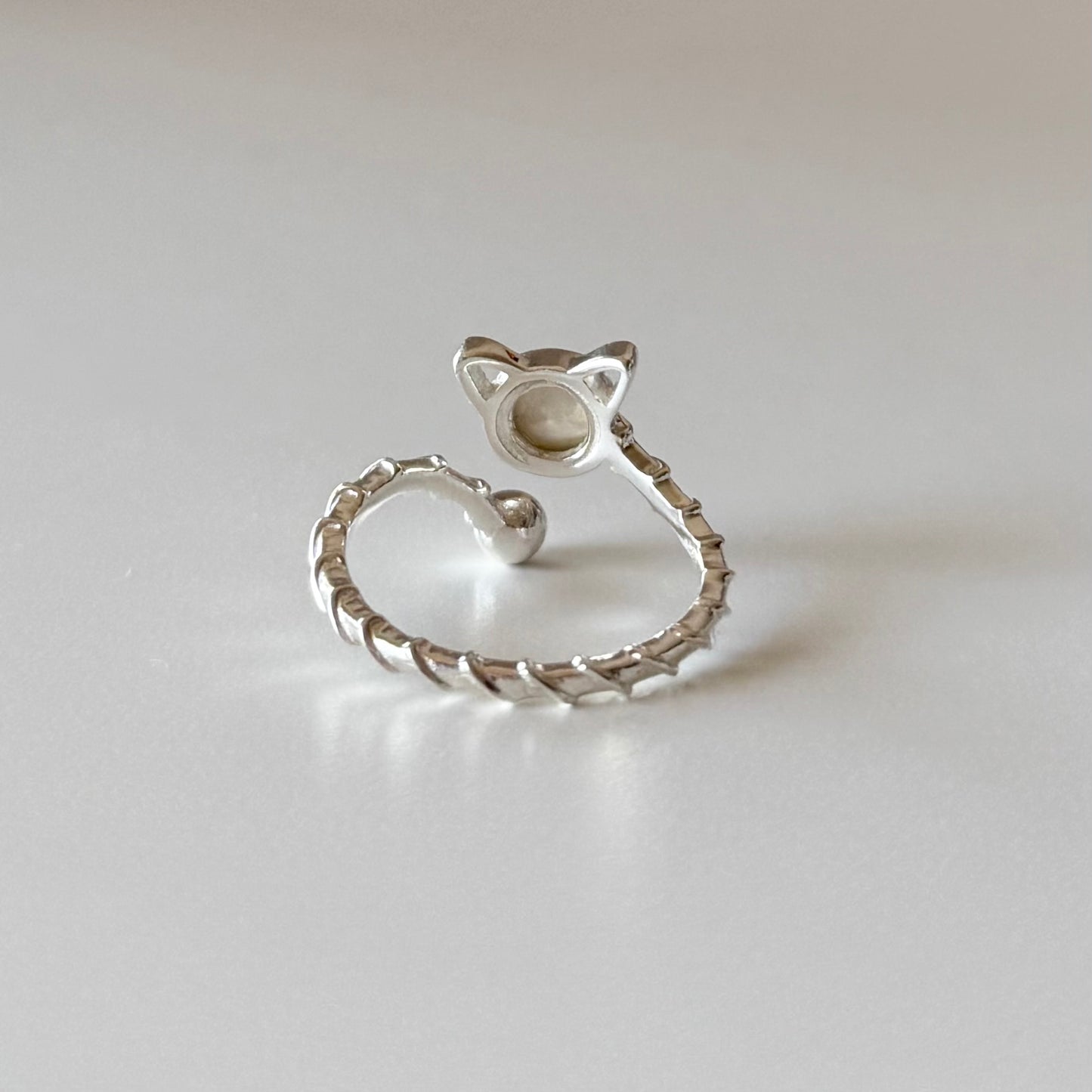 Cat design ring 3