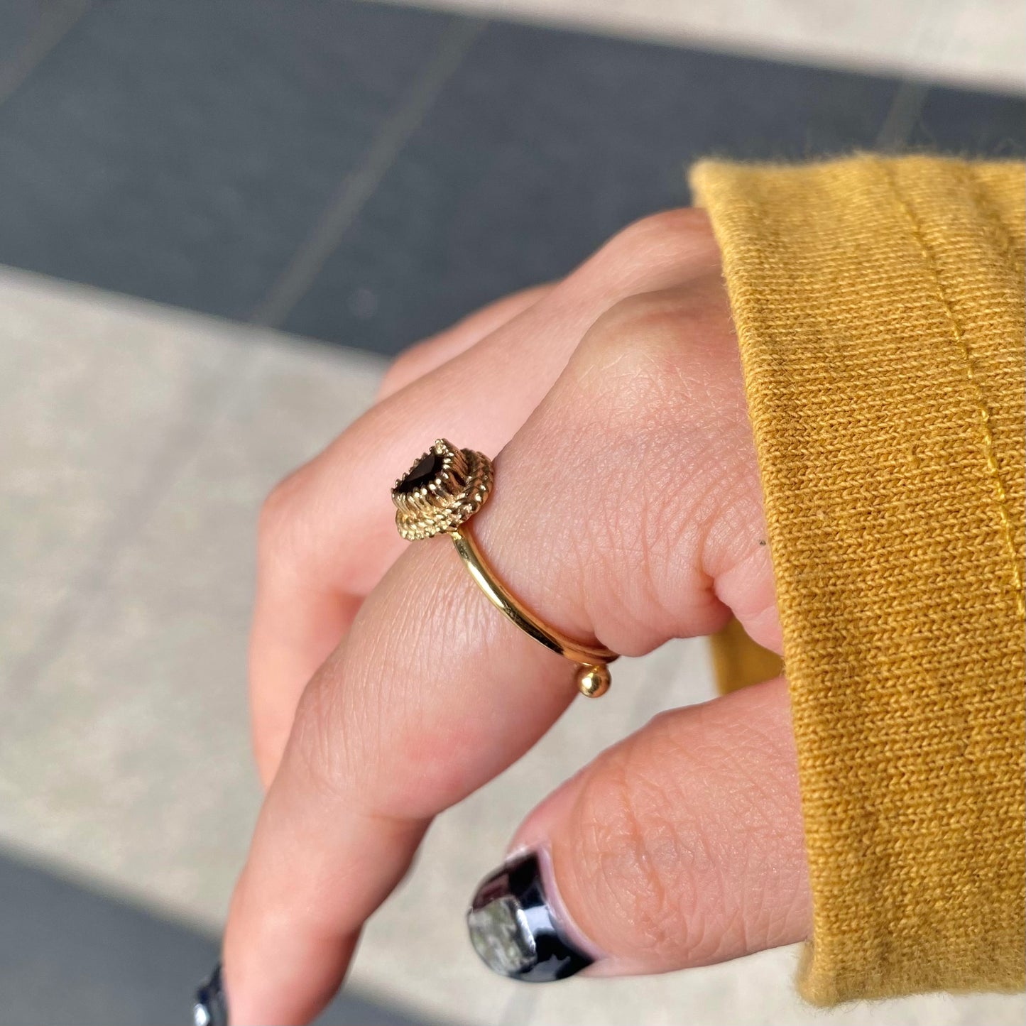 Brass petit ring〈brown〉