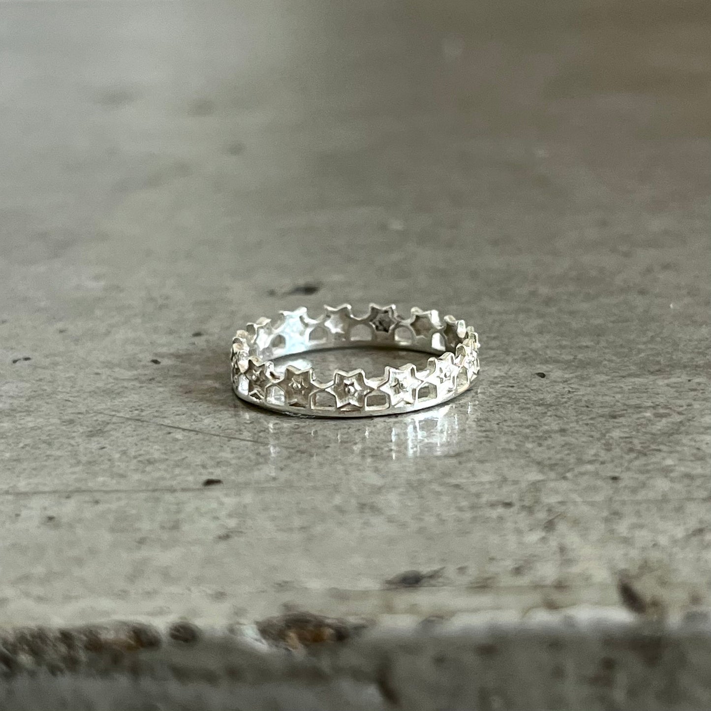 Star plain ring 14