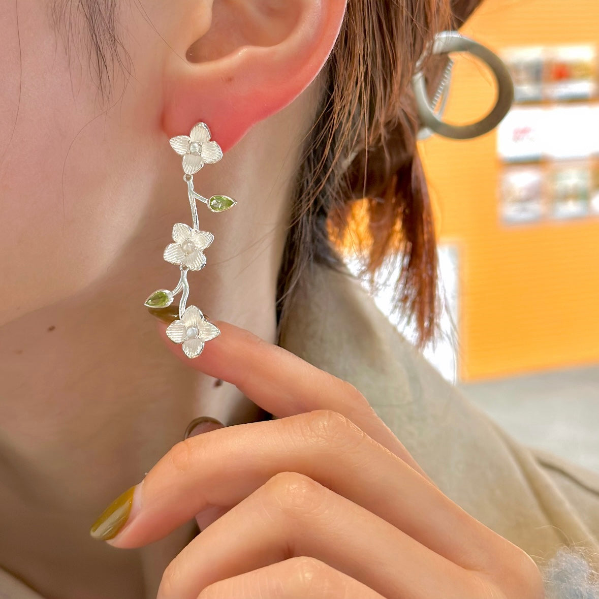 Flower design pierce