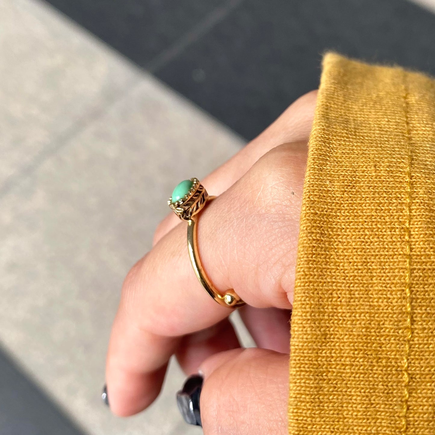 Brass petit ring〈green〉