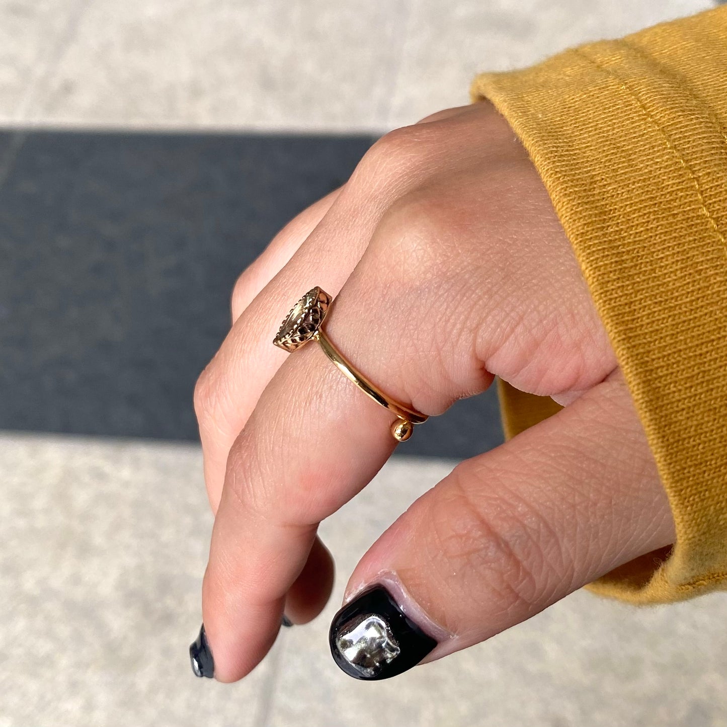 Brass petit ring〈yellow〉
