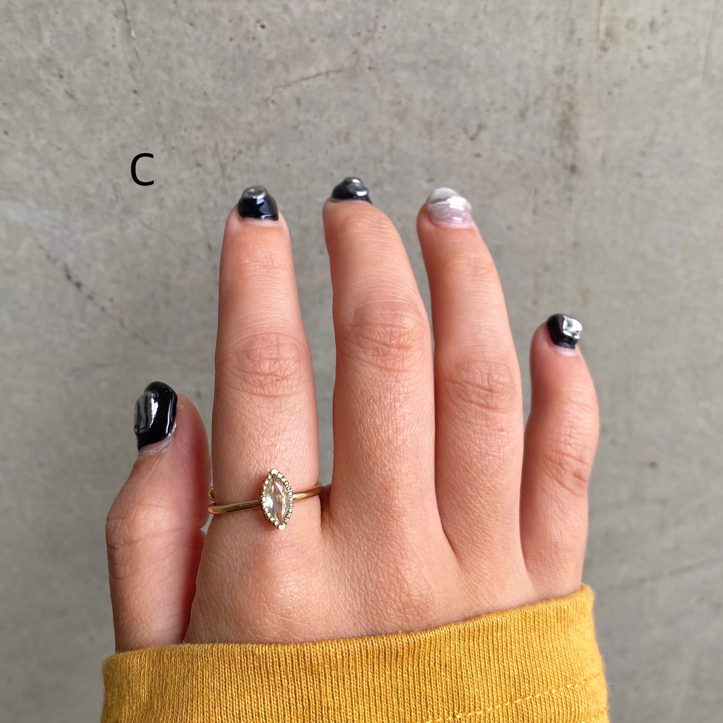 Brass petit ring〈yellow〉