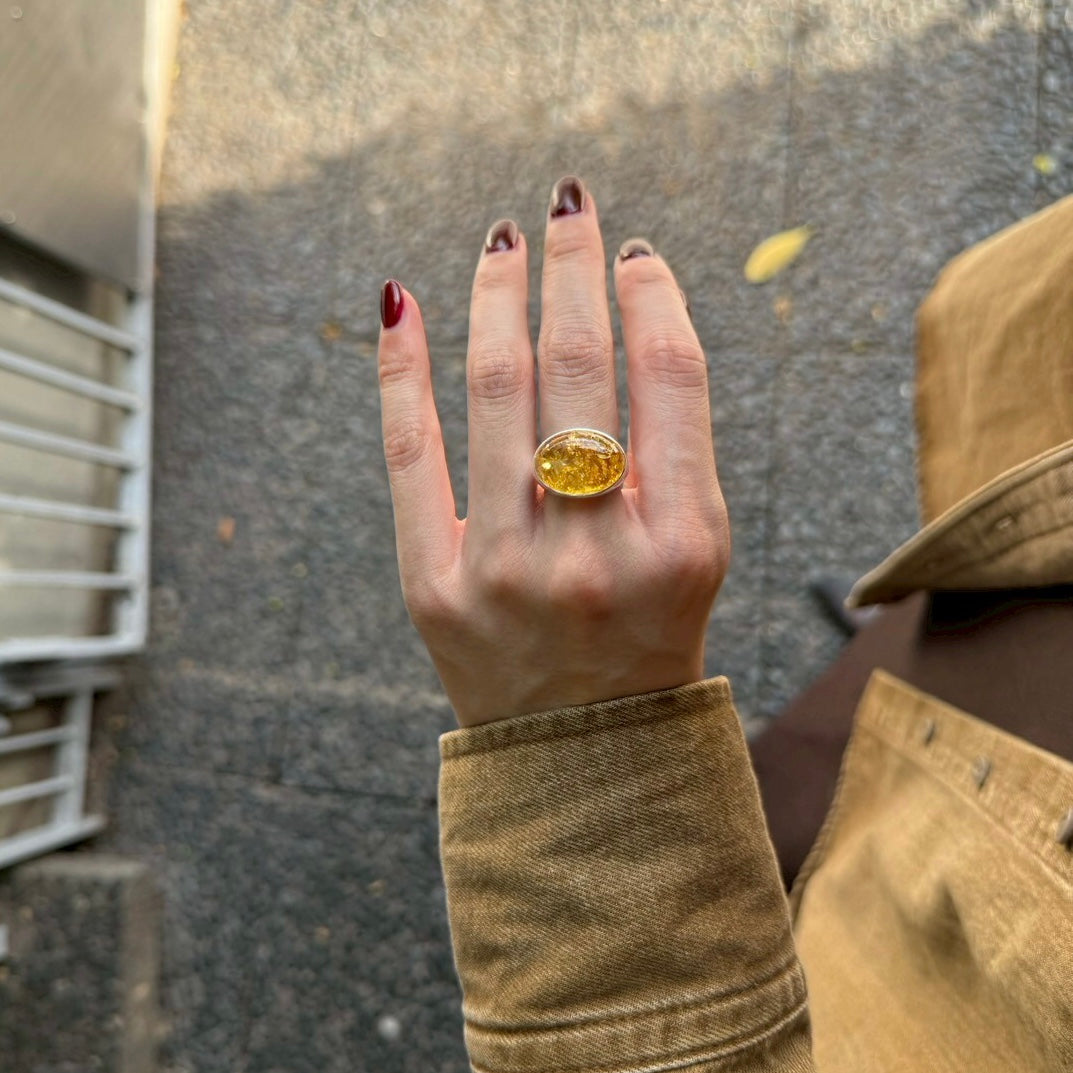 Amber design ring 3