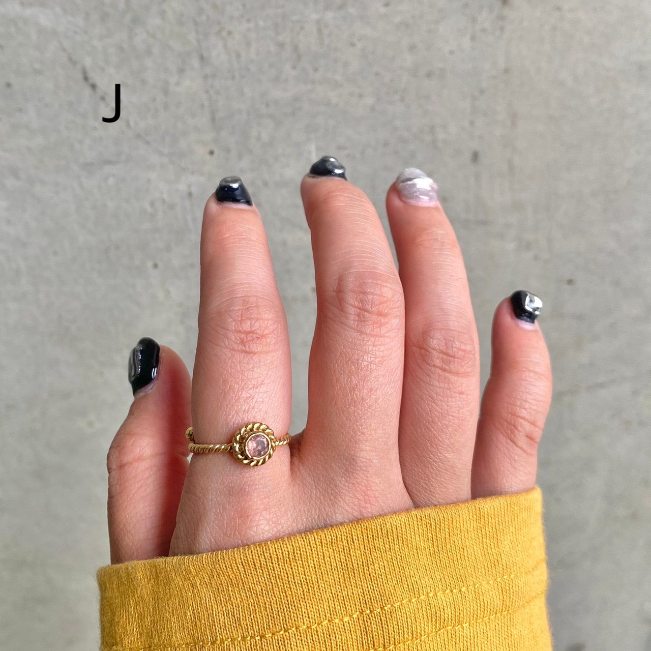 Brass petit ring〈pink/red〉