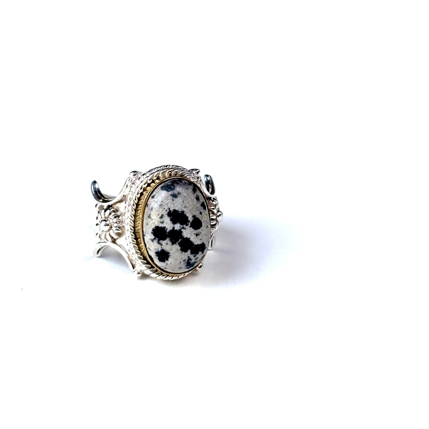 Connect ring〈 Beige & Black〉