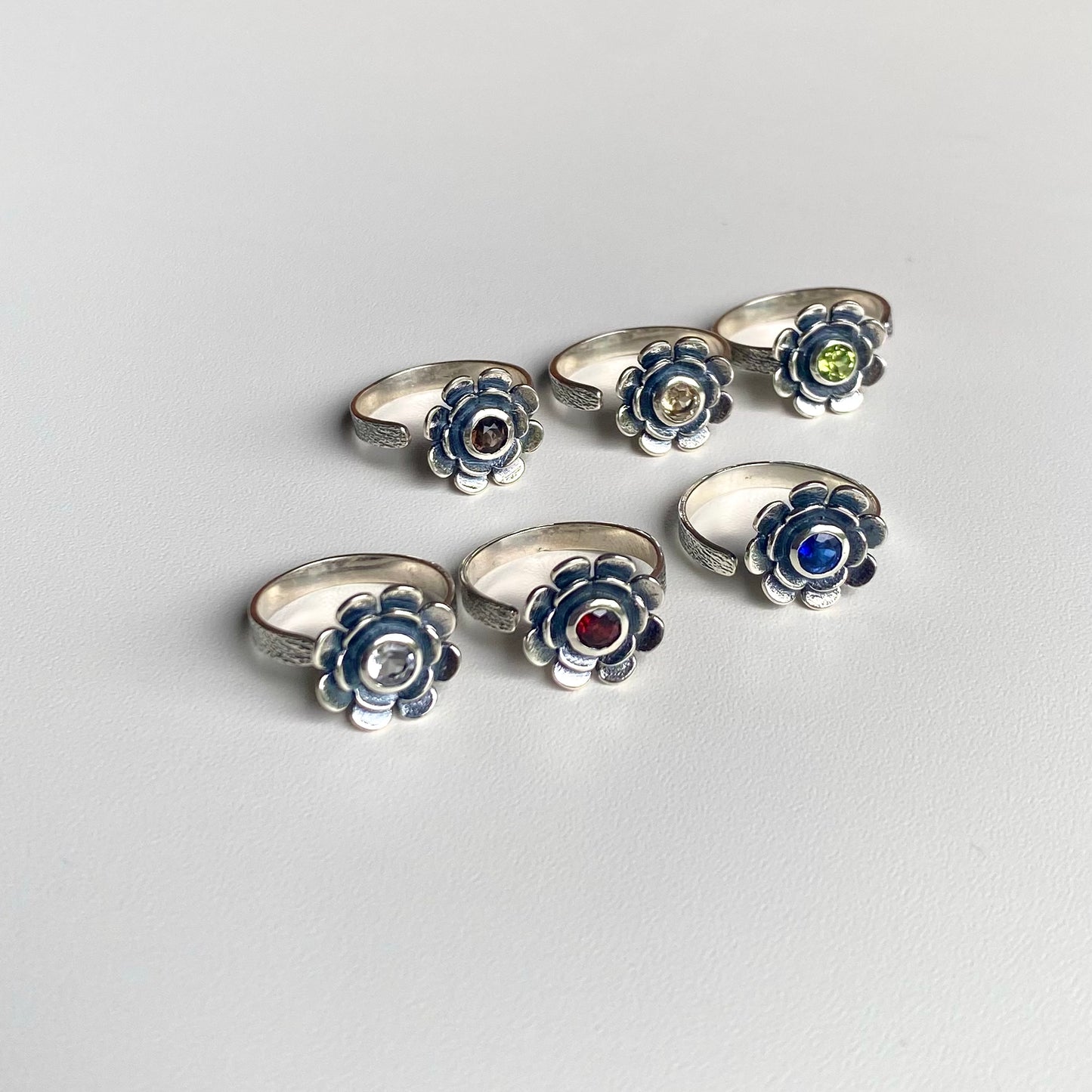Flower design ring 3