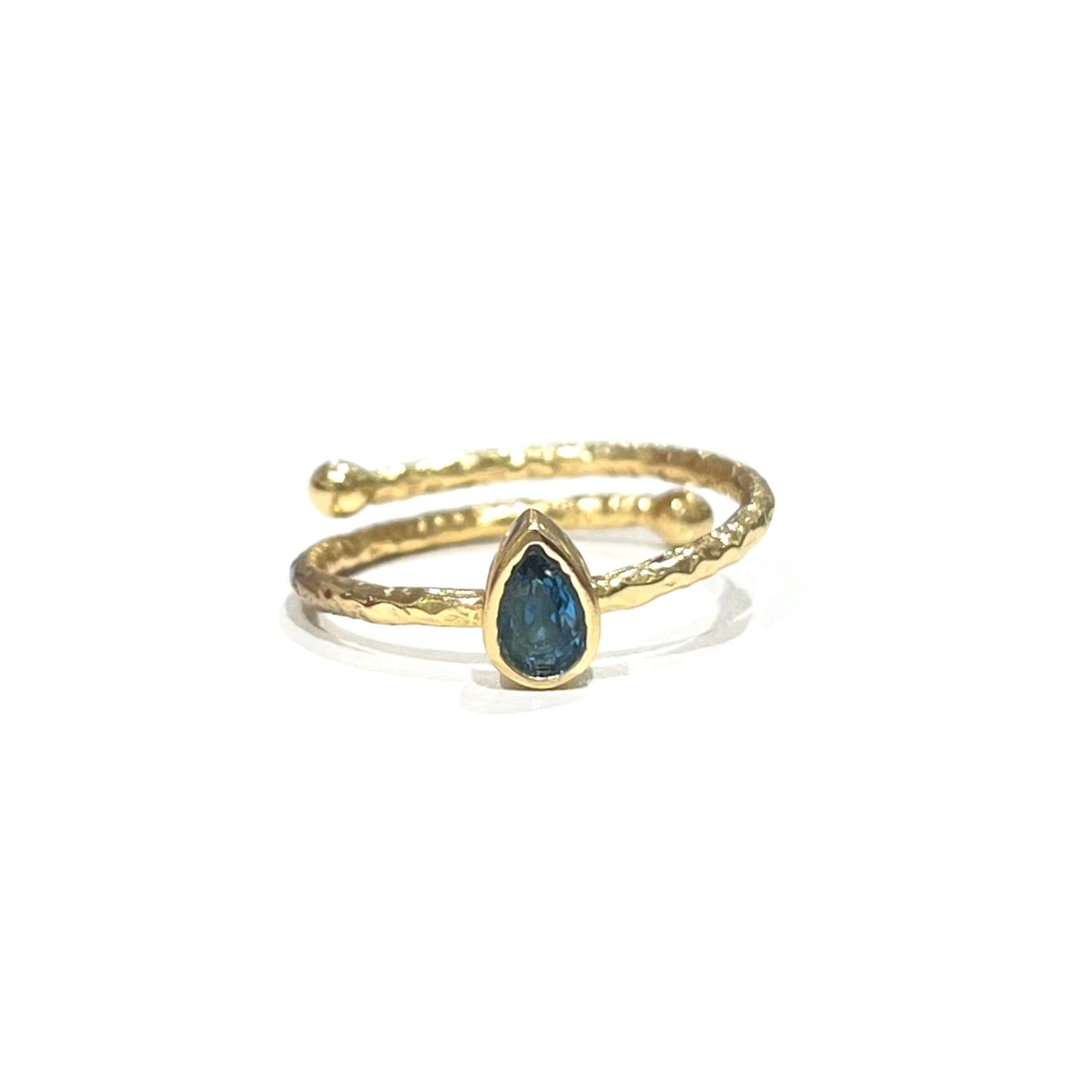 Brass petit ring 42