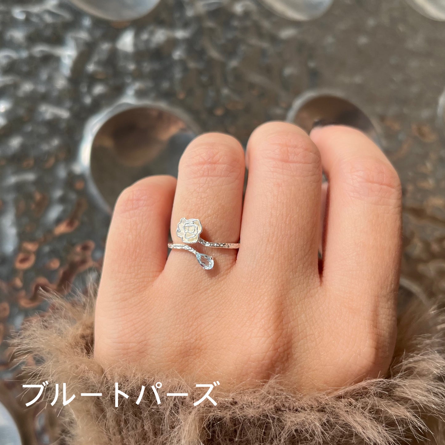 Rose design ring