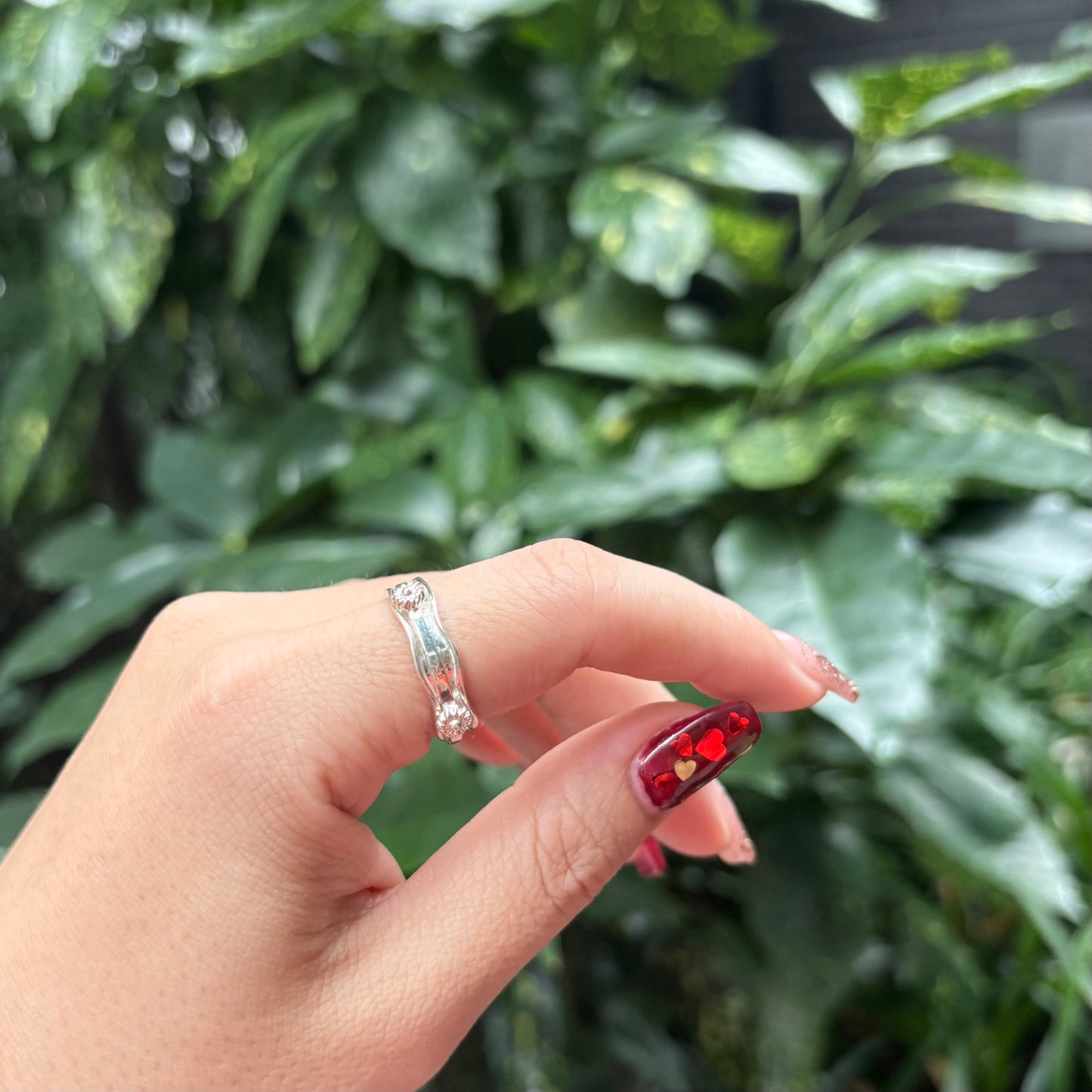 Flower rolling ring