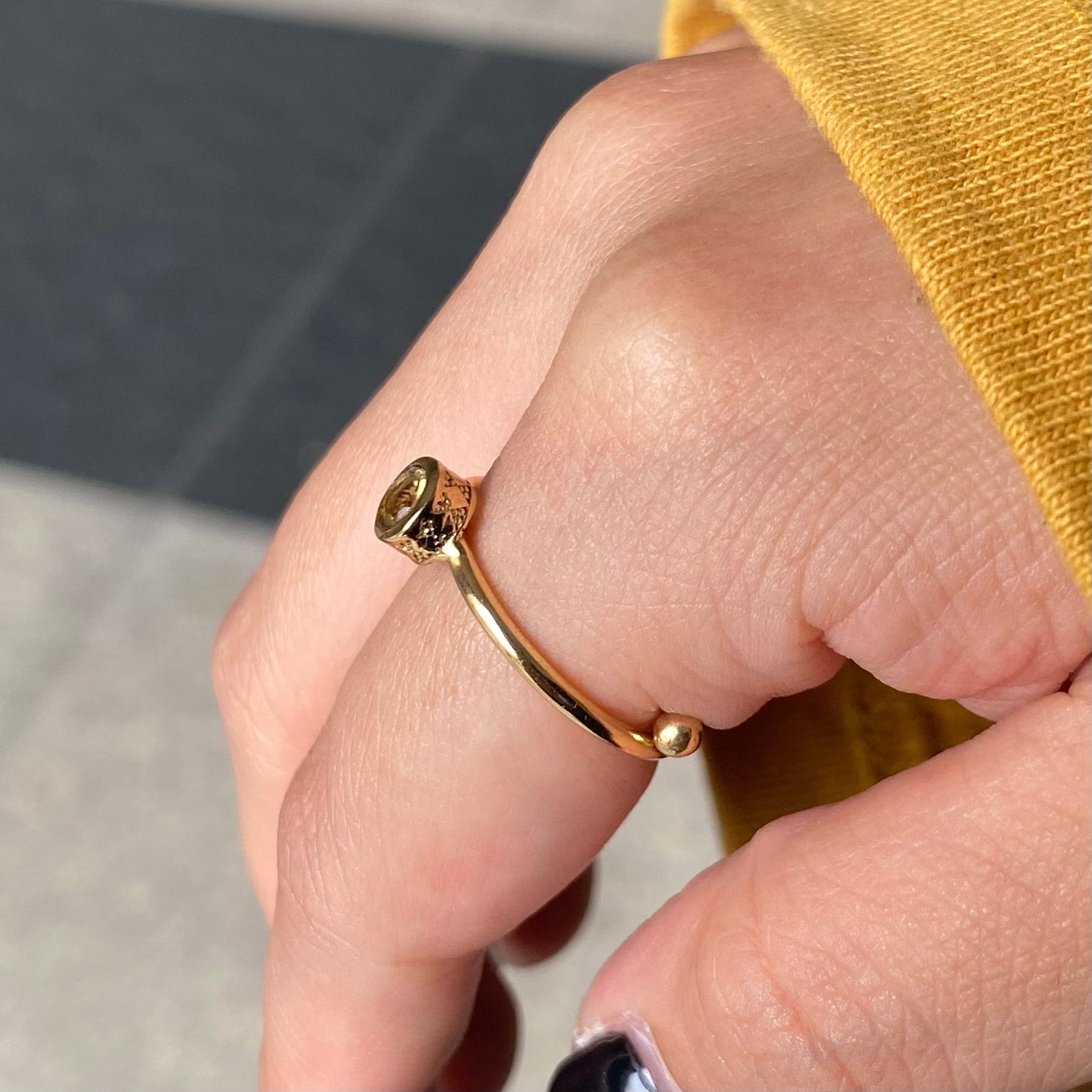 Brass petit ring〈yellow〉