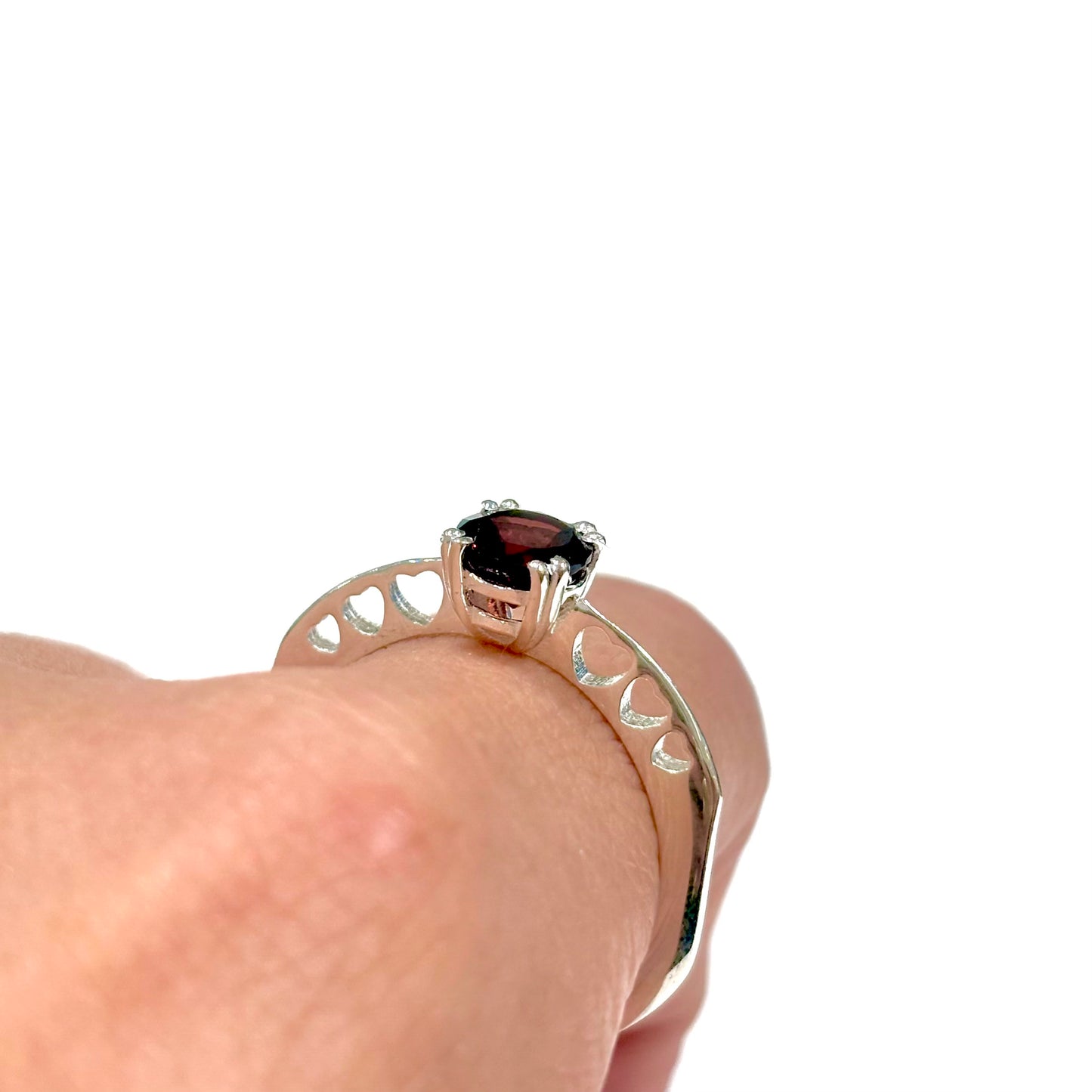 Heart design ring 〈Garnet〉