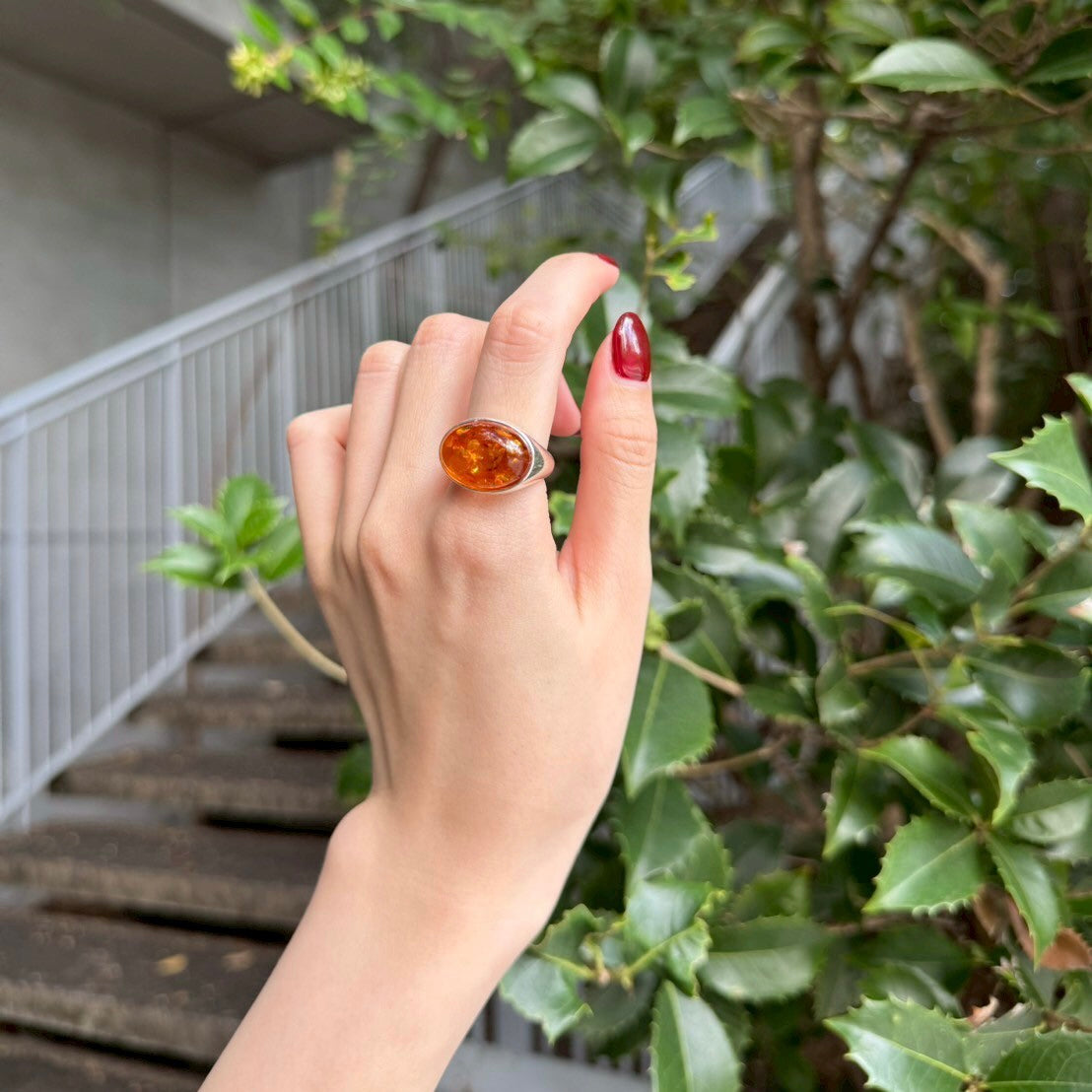 Amber design ring 3