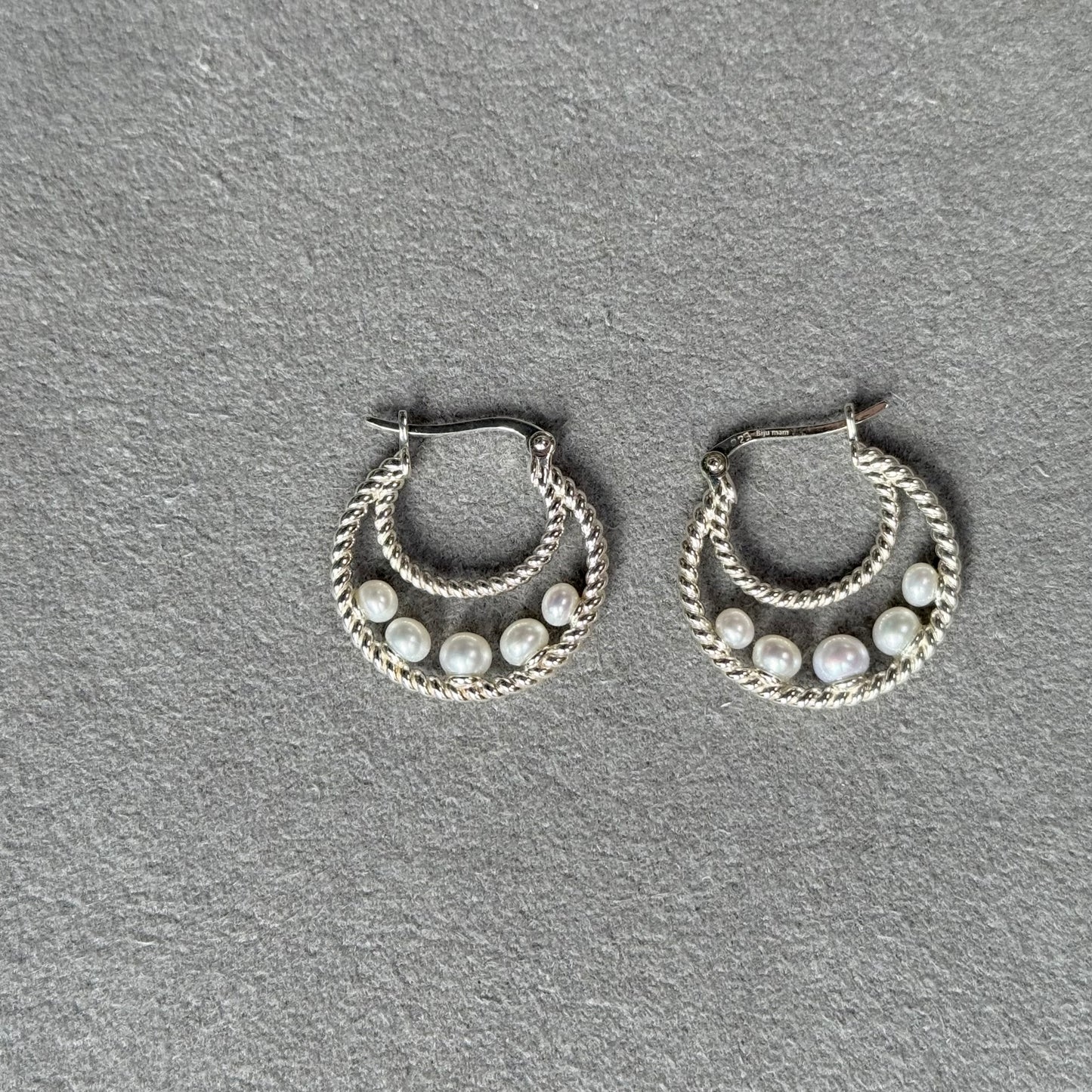 Pearl design pierce 1