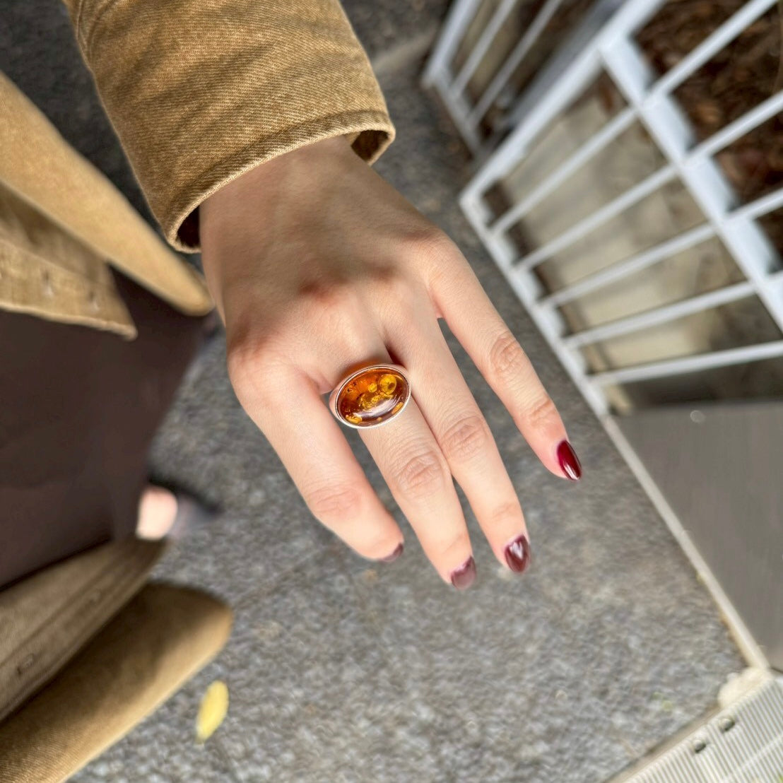 Amber design ring 3
