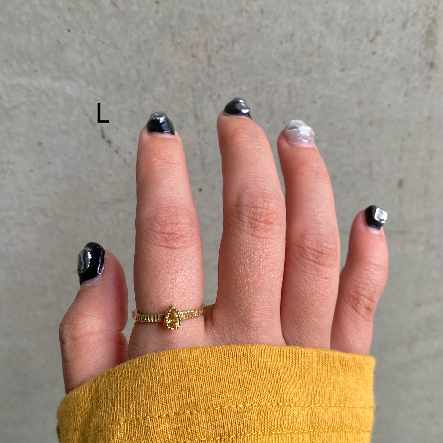 Brass petit ring〈yellow〉