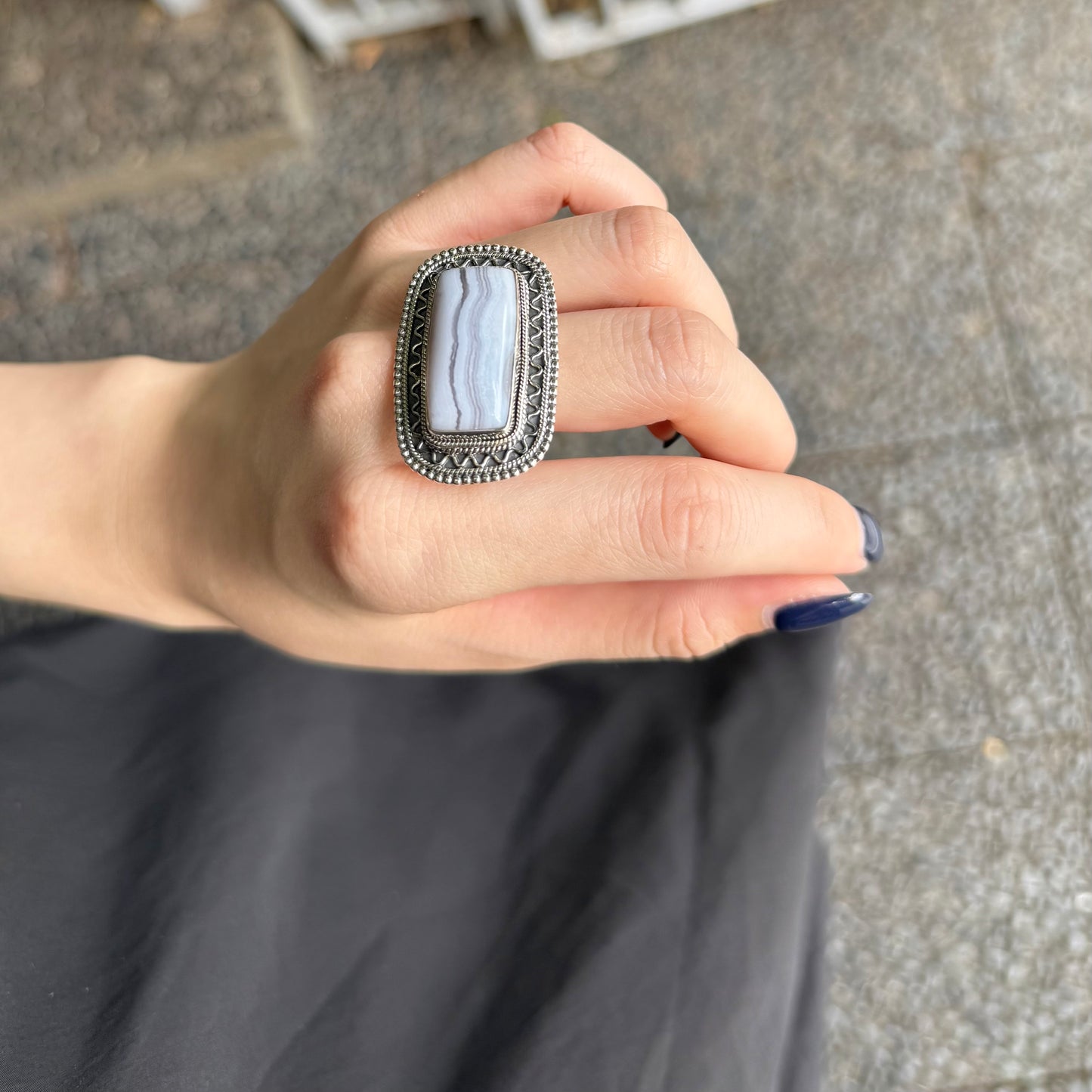 Big stone ring 1