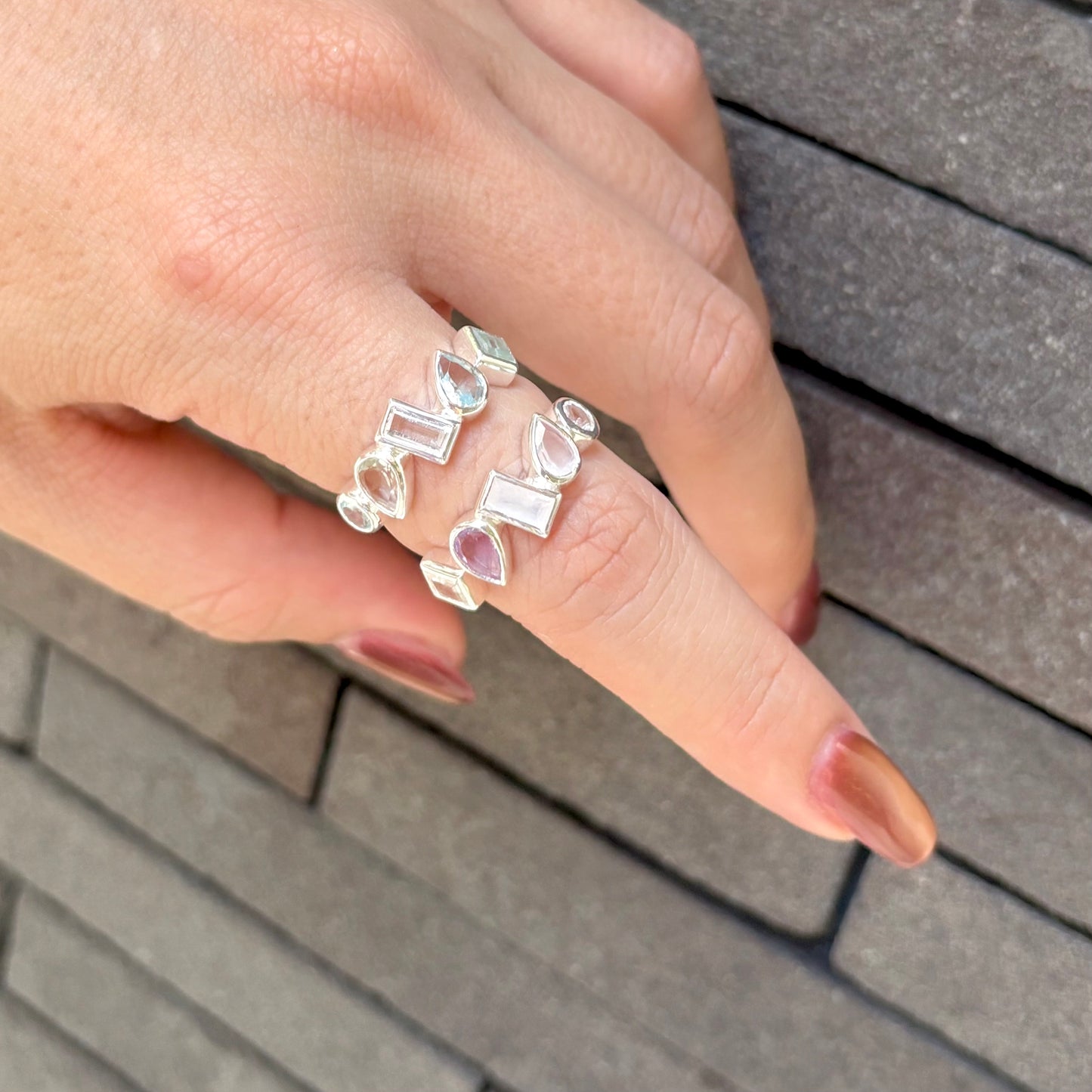 5stone ring 4