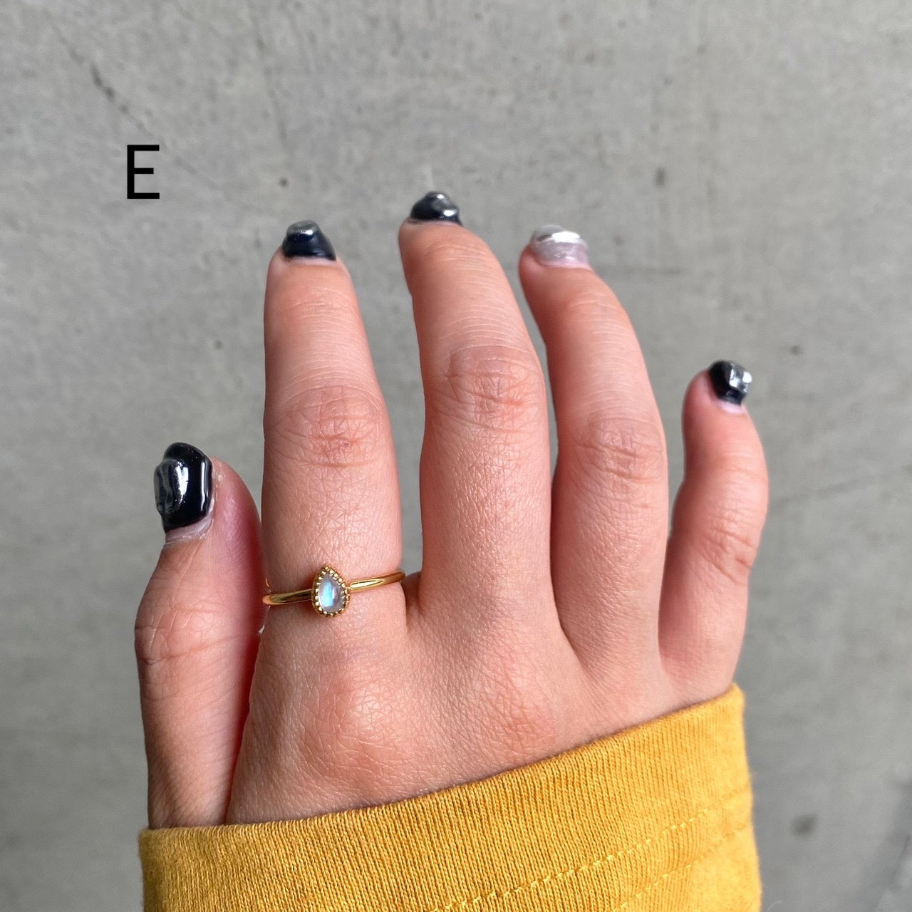 Brass petit ring〈white〉