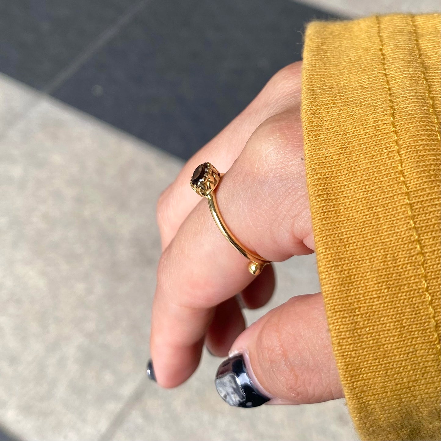Brass petit ring〈brown〉