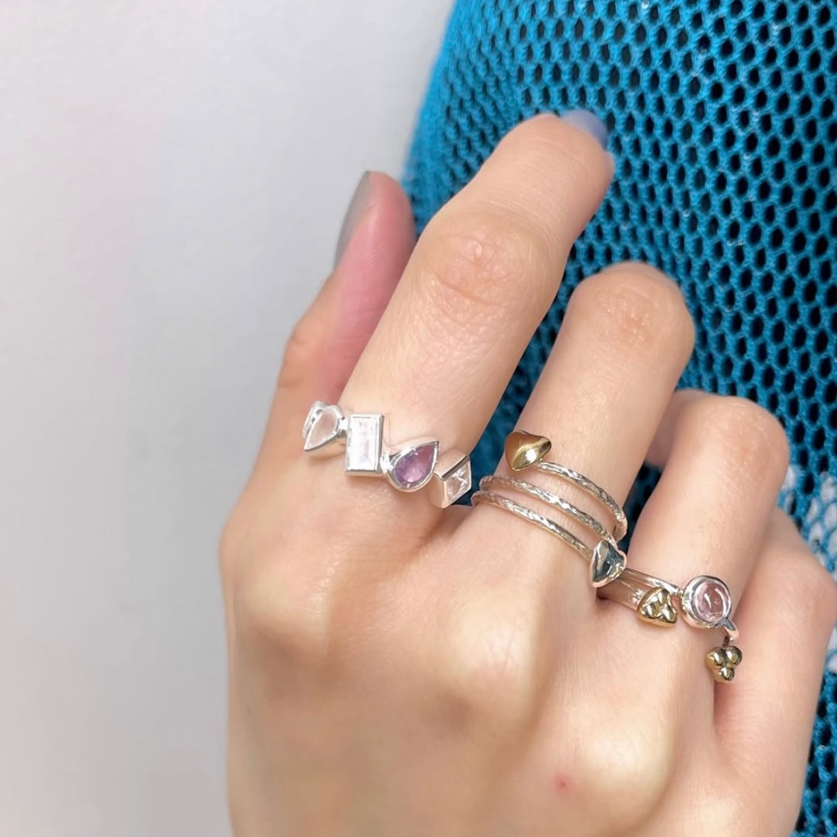 5stone ring 4