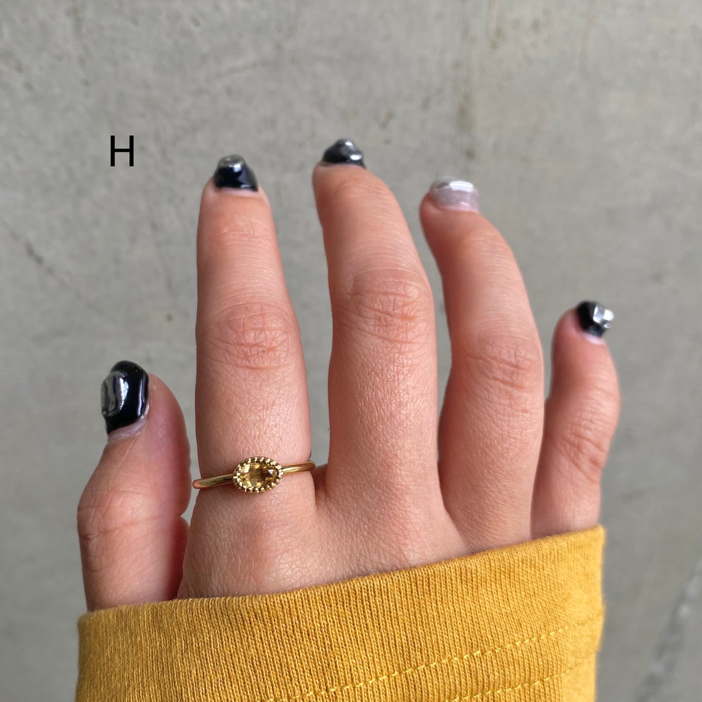 Brass petit ring〈yellow〉