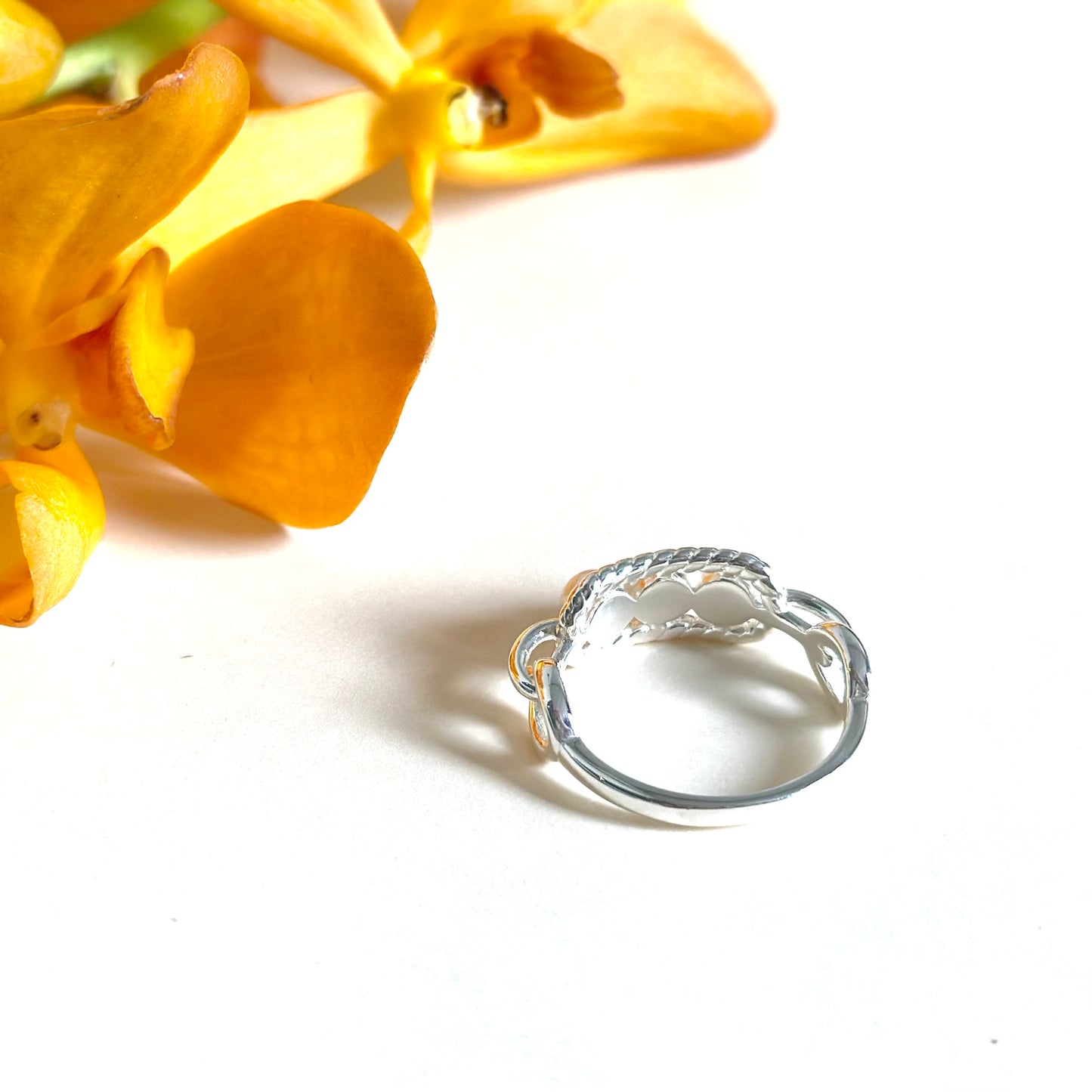 Pearl design ring 4