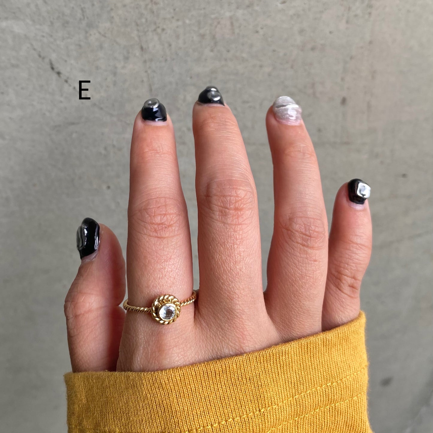 Brass petit ring〈blue〉