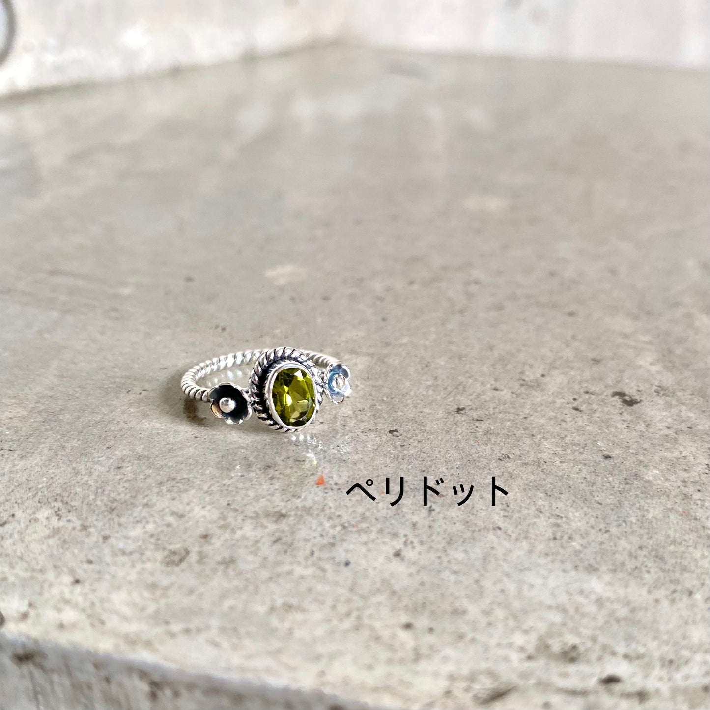 Flower design ring 9