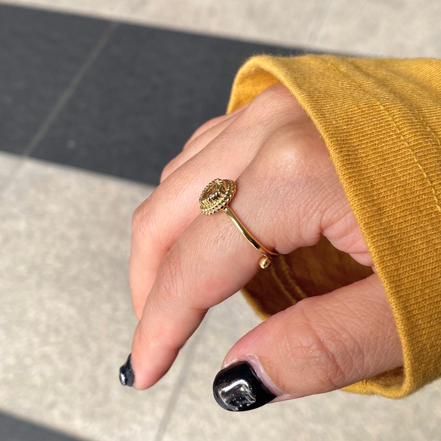 Brass petit ring〈yellow〉