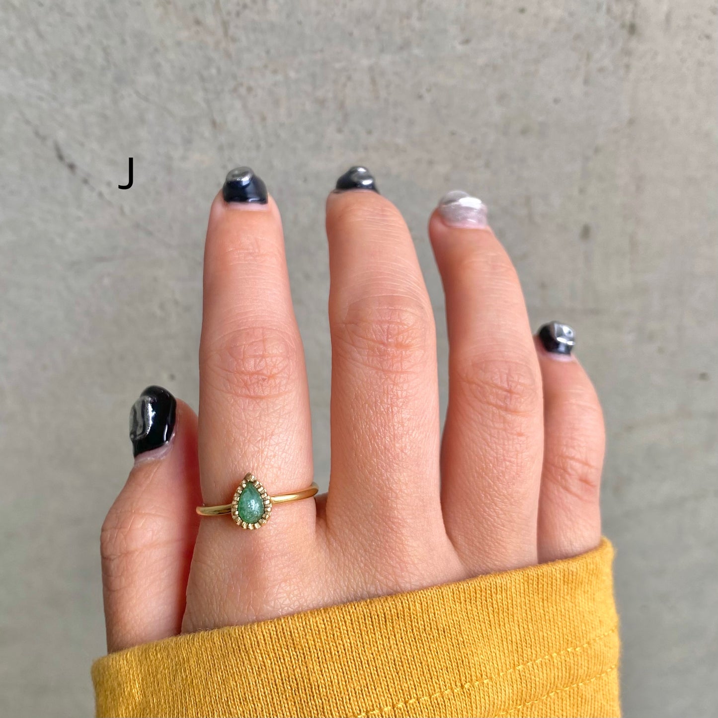 Brass petit ring〈green〉