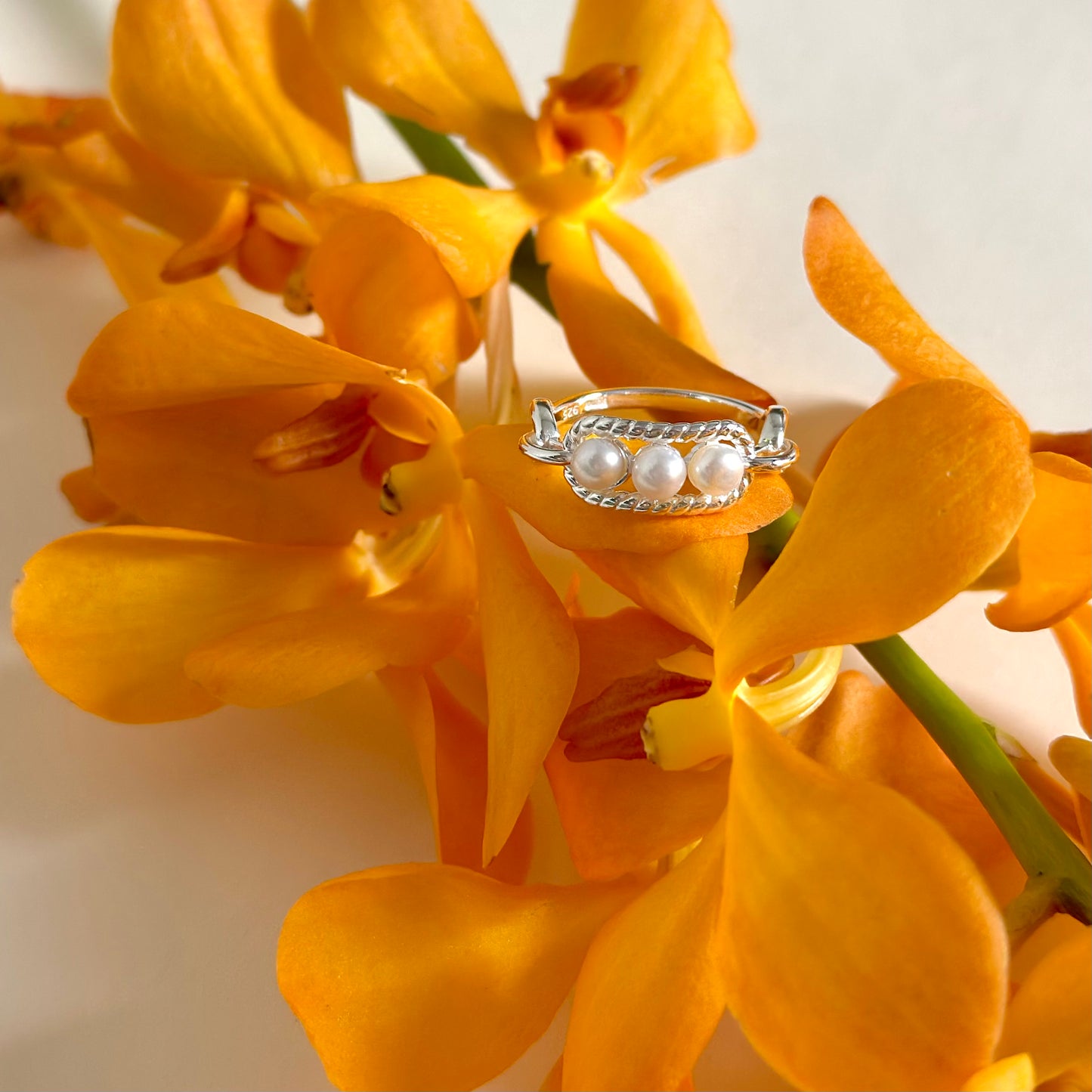 Pearl design ring 4