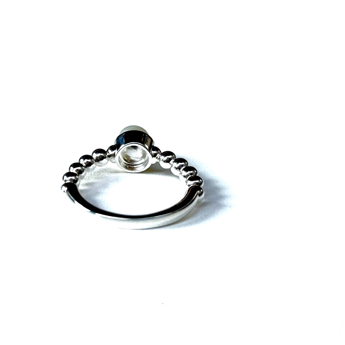 Pearl design ring 2