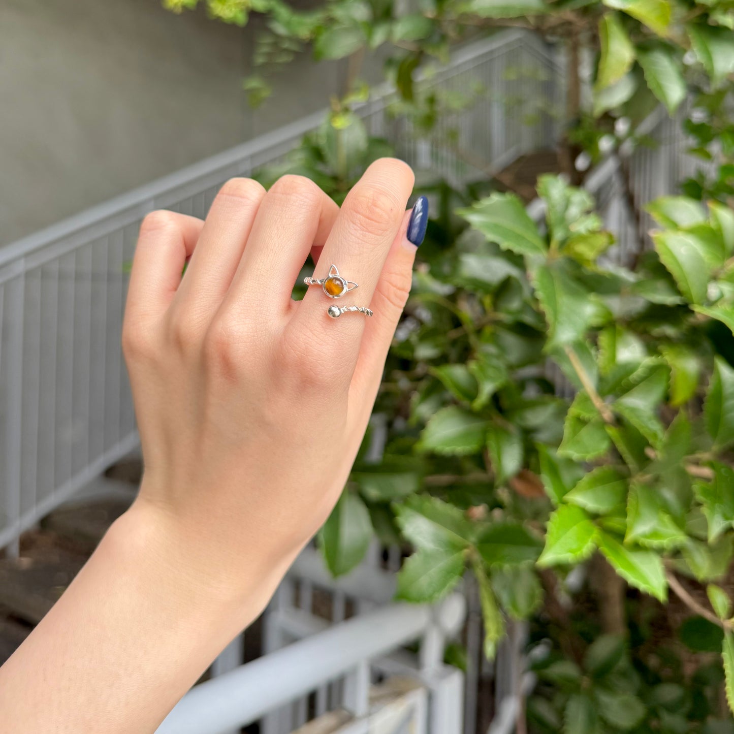 Cat design ring 3