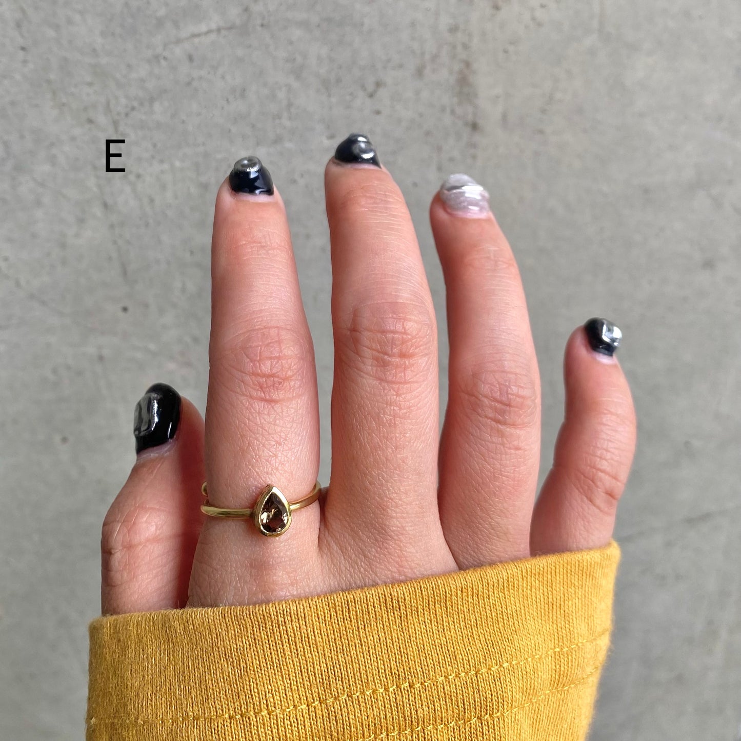 Brass petit ring〈brown〉