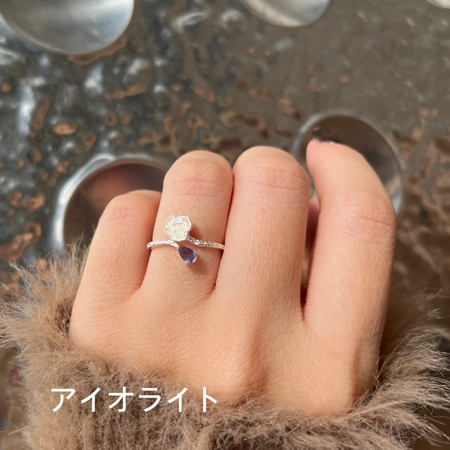 Rose design ring