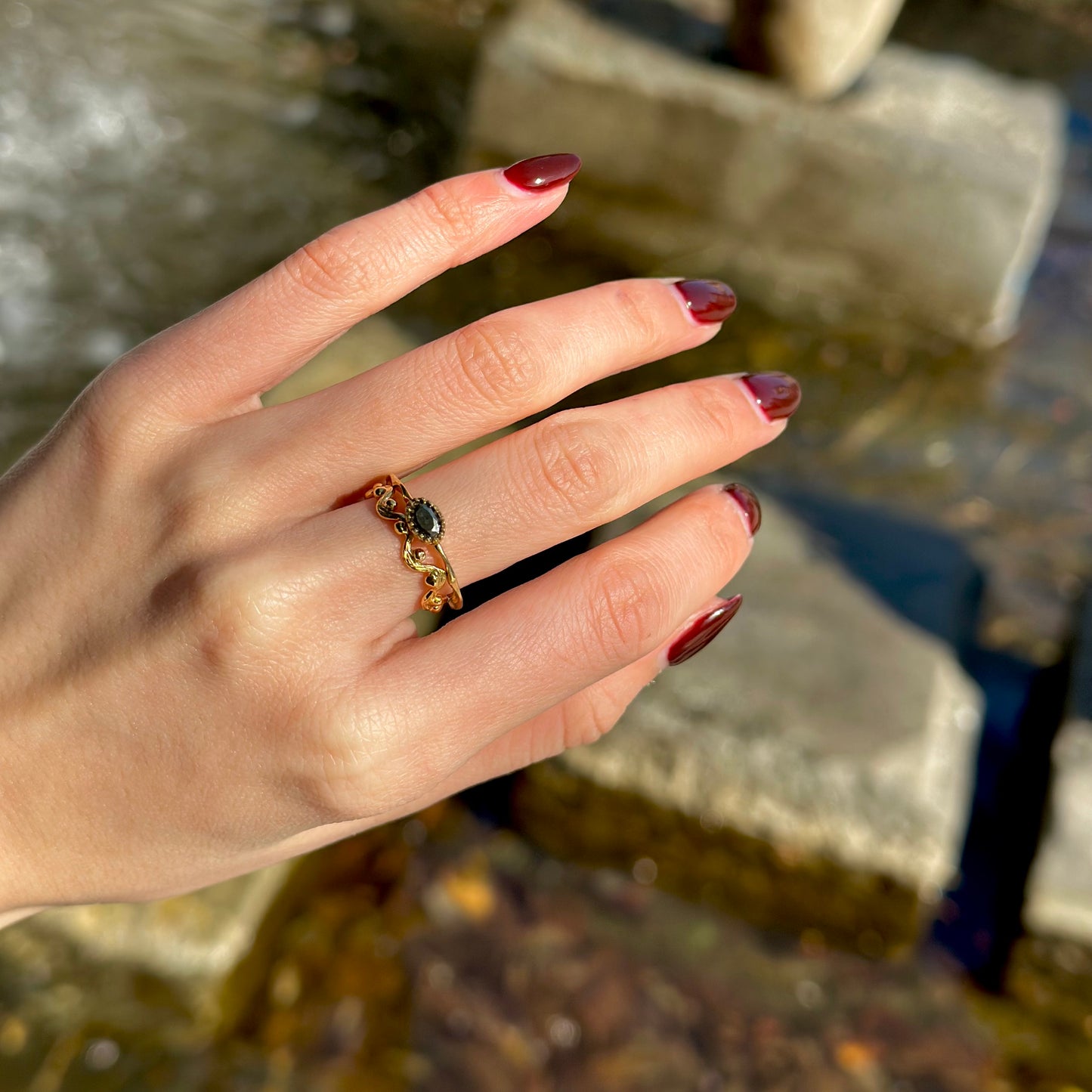 Brass petit ring 50