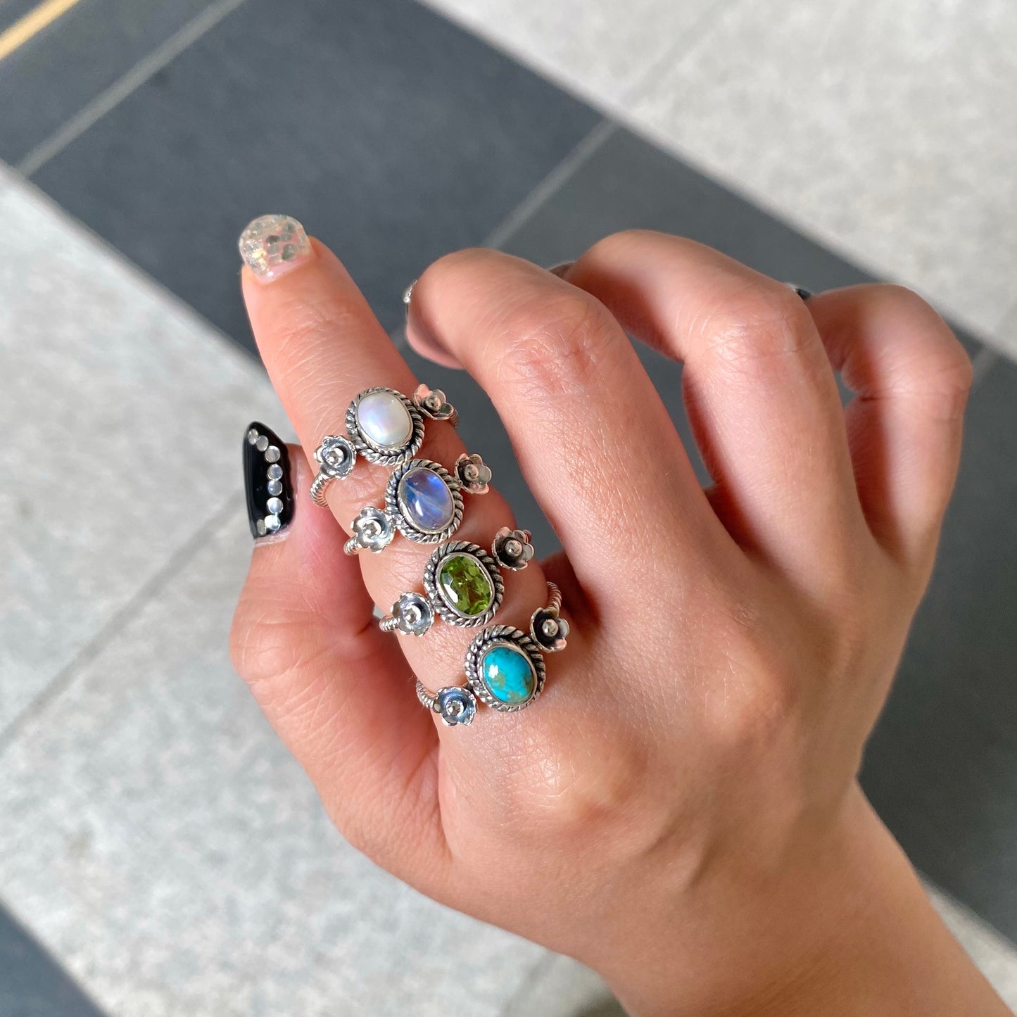 Flower design ring 9