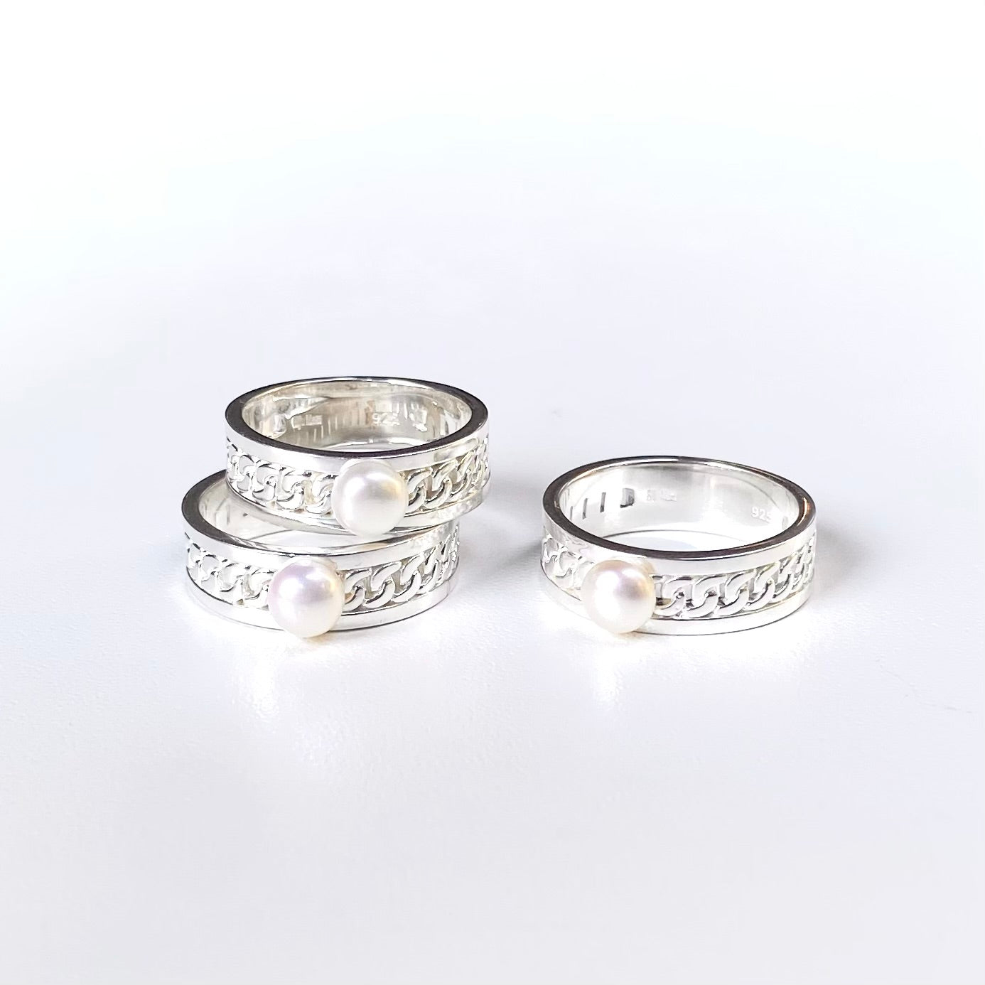 Pearl design ring 1