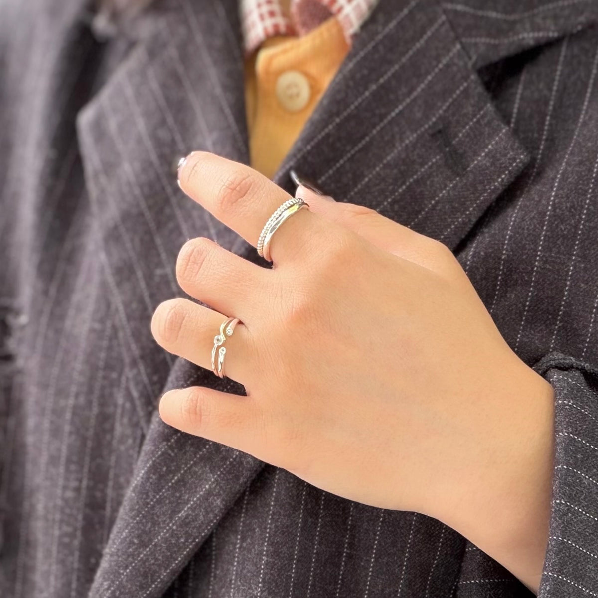 White topaz ring 8