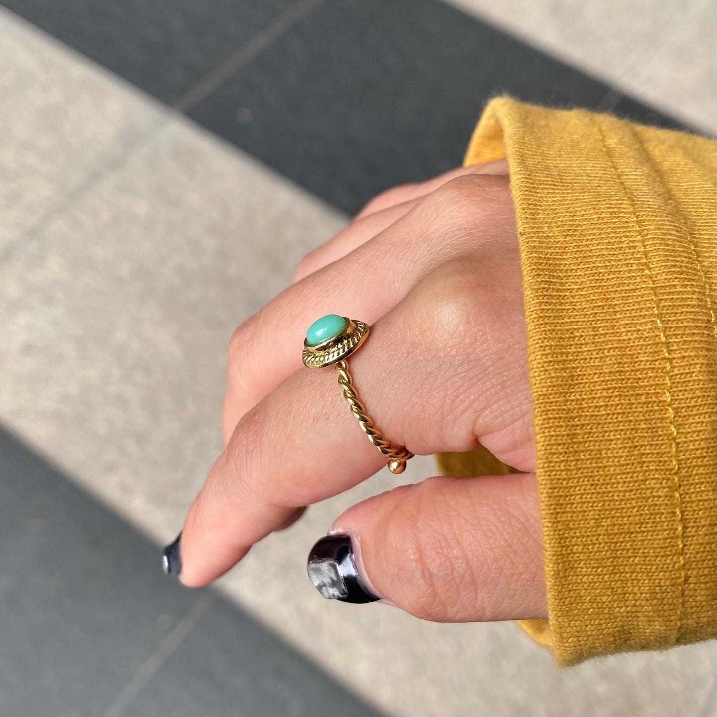 Brass petit ring〈green〉