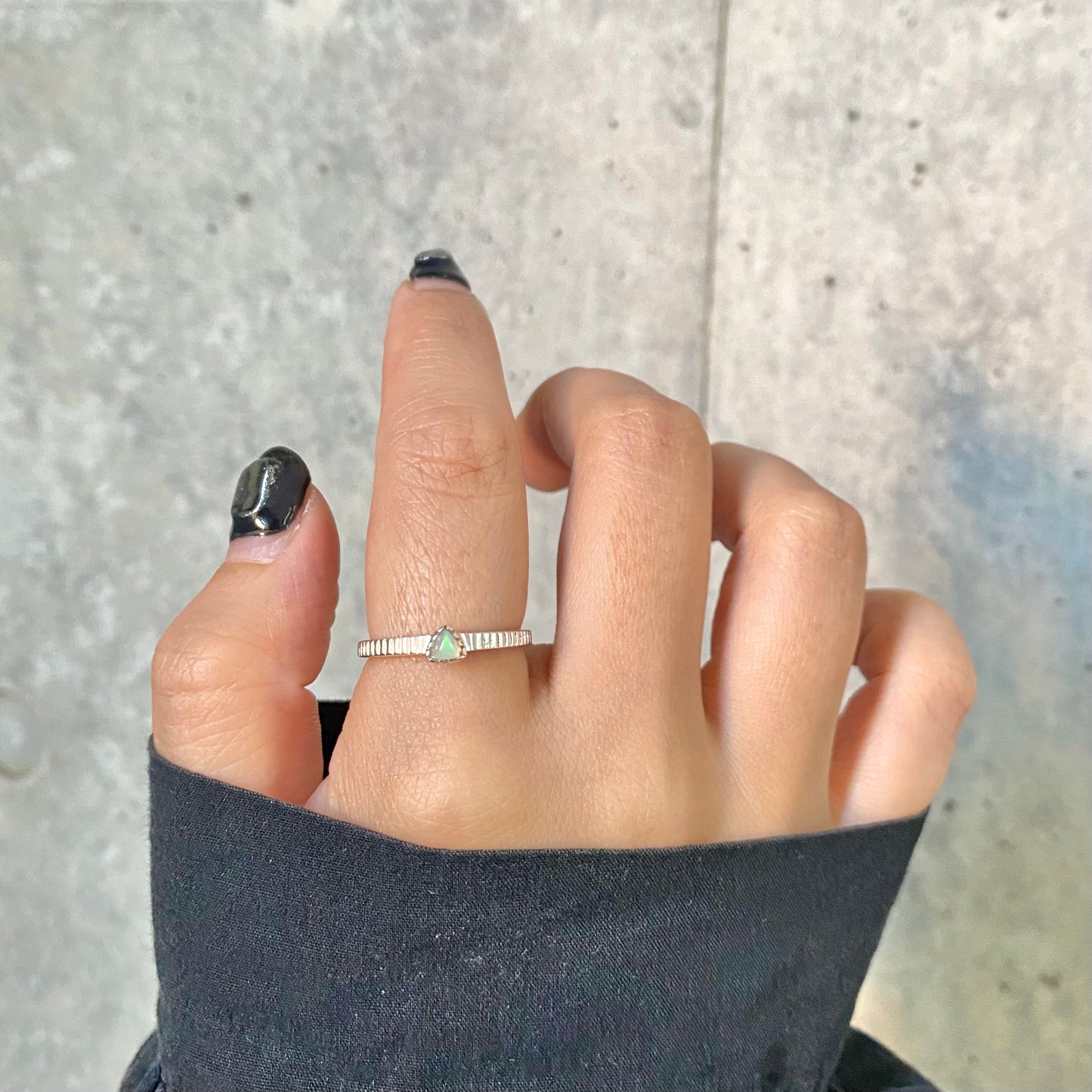 Silver925 petit ring〈triangle〉