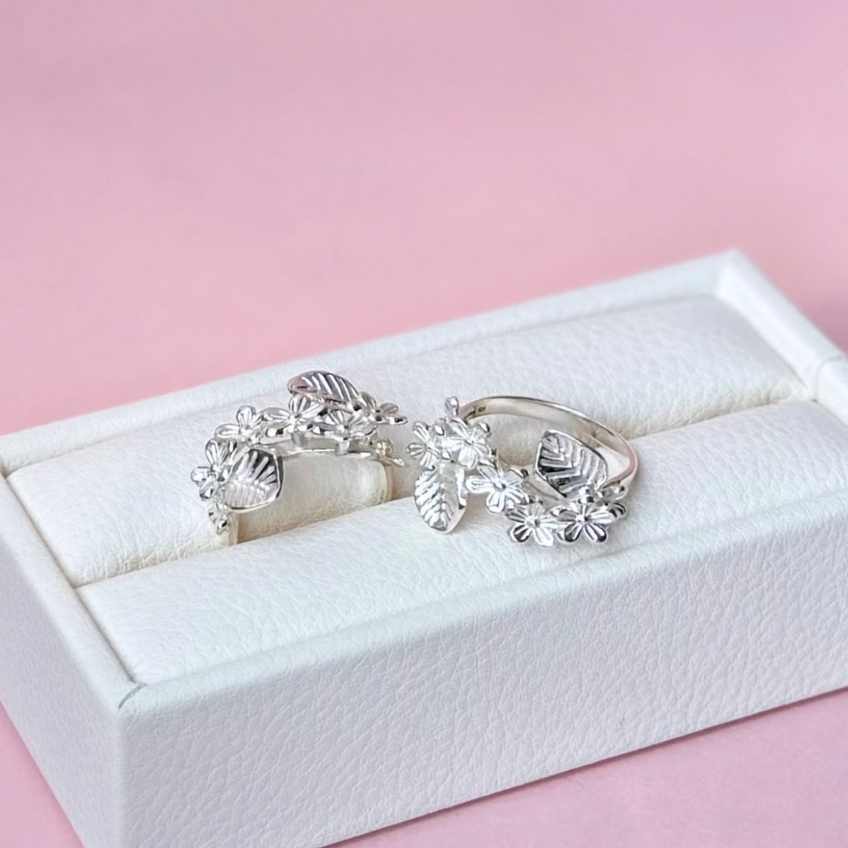 Flower plain ring 28