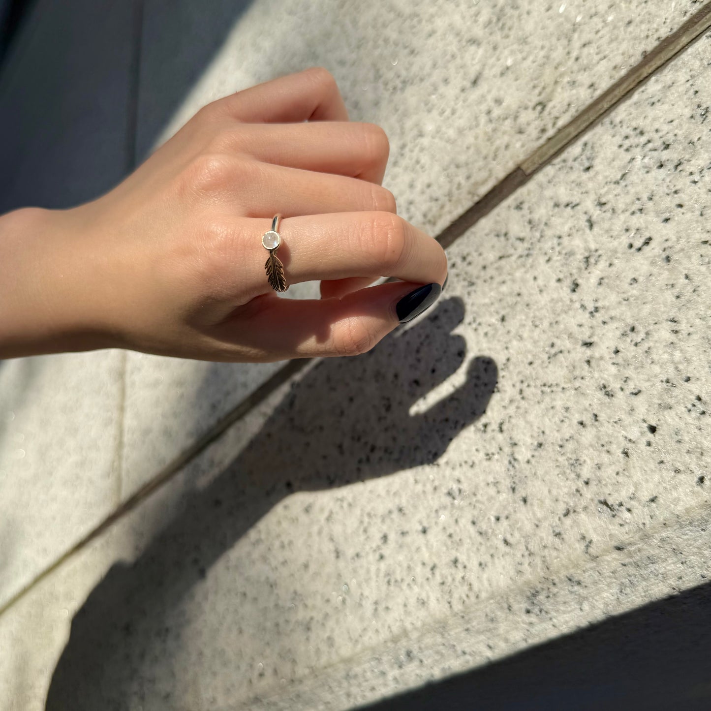 Feather design ring 1