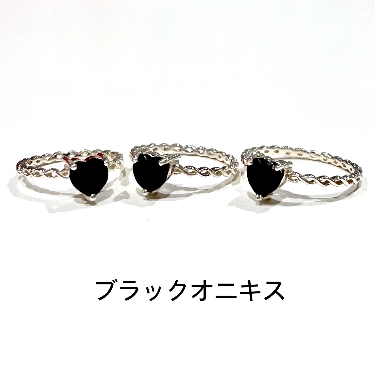Heart petit ring 3