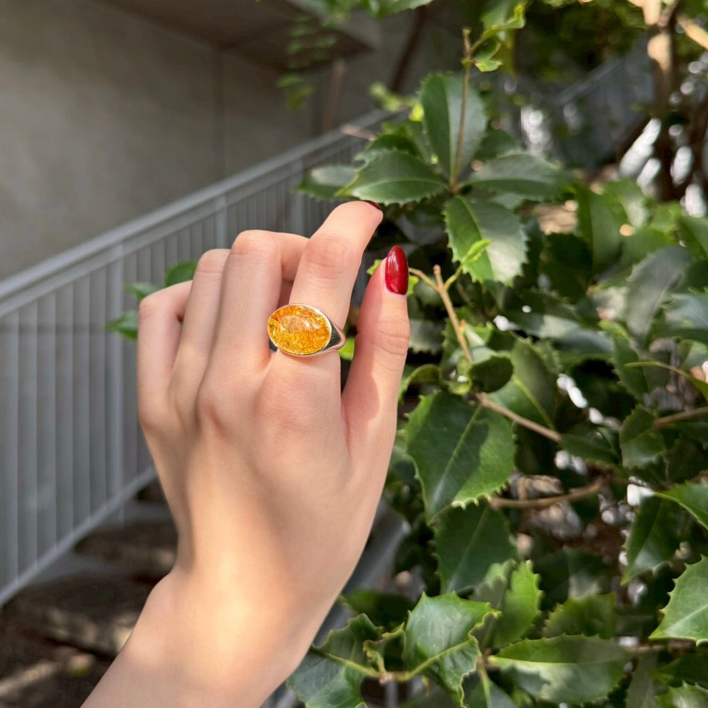 Amber design ring 3