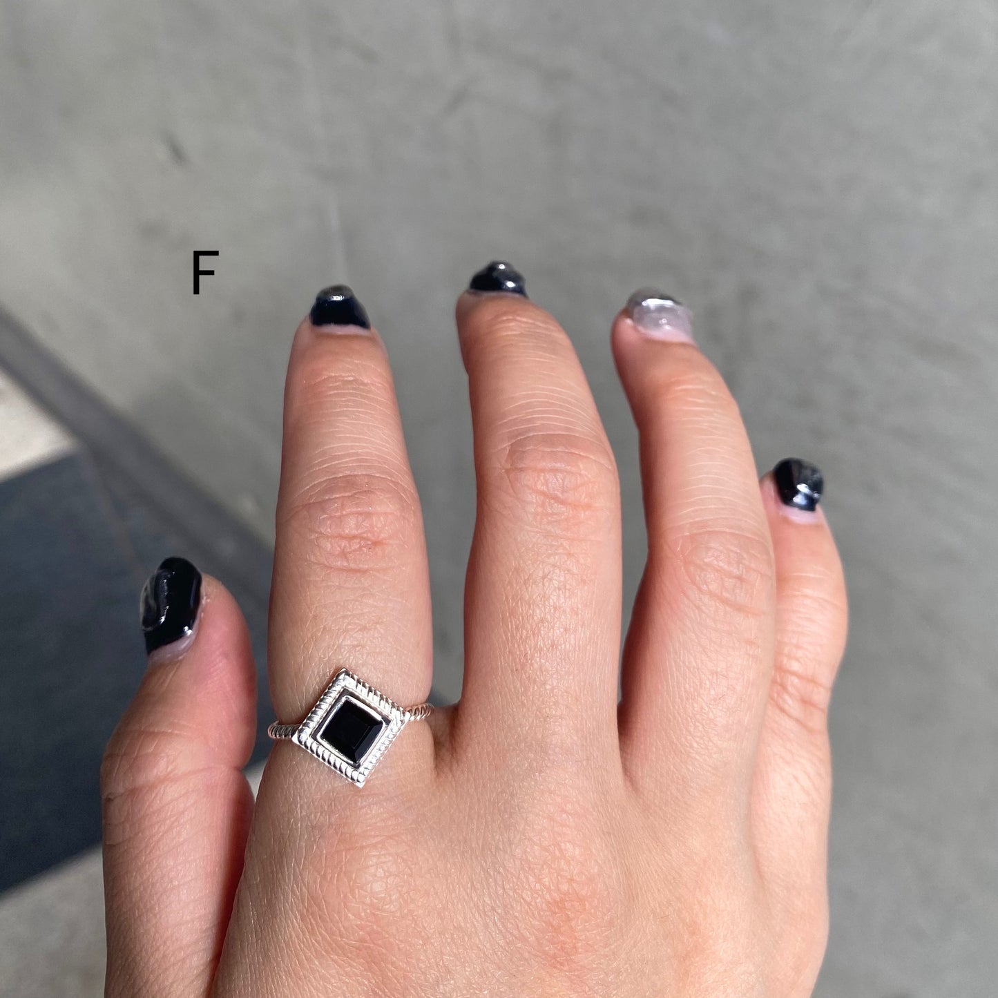 Silver925 petit ring〈brown/black〉