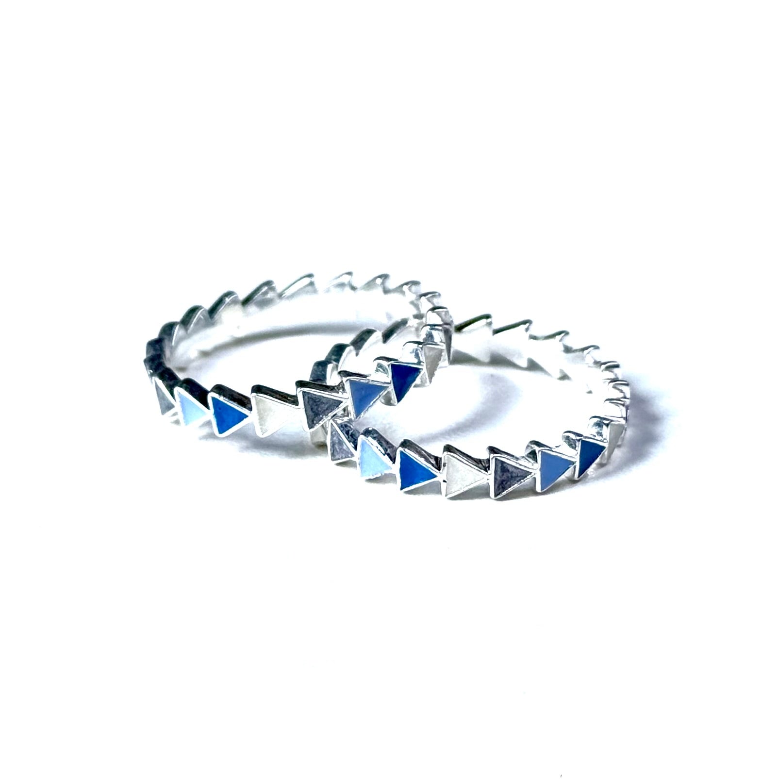Triangle enamel ring 1 – Biju mam